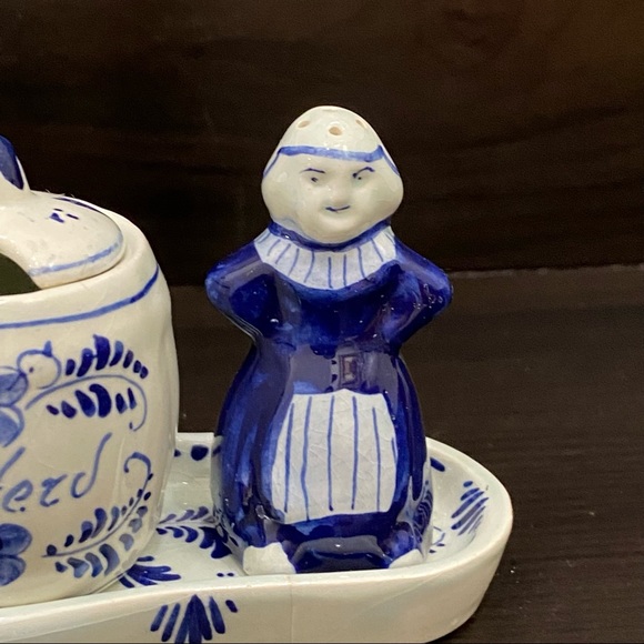 DELFTS Holland Dutch Boy Girl Salt & Pepper Shaker - Picture 7 of 14